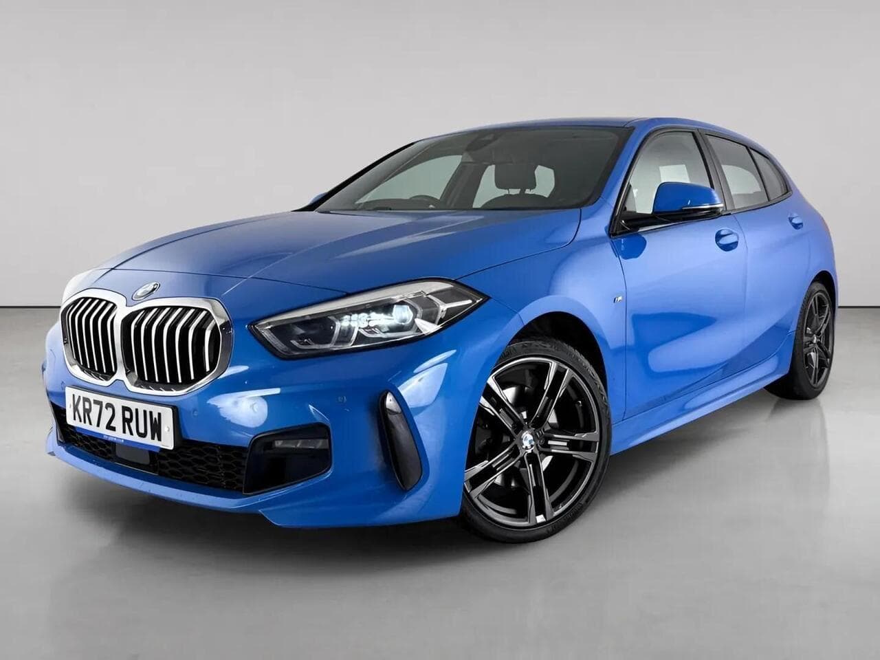 BMW 1 Series thumbnail Front Left