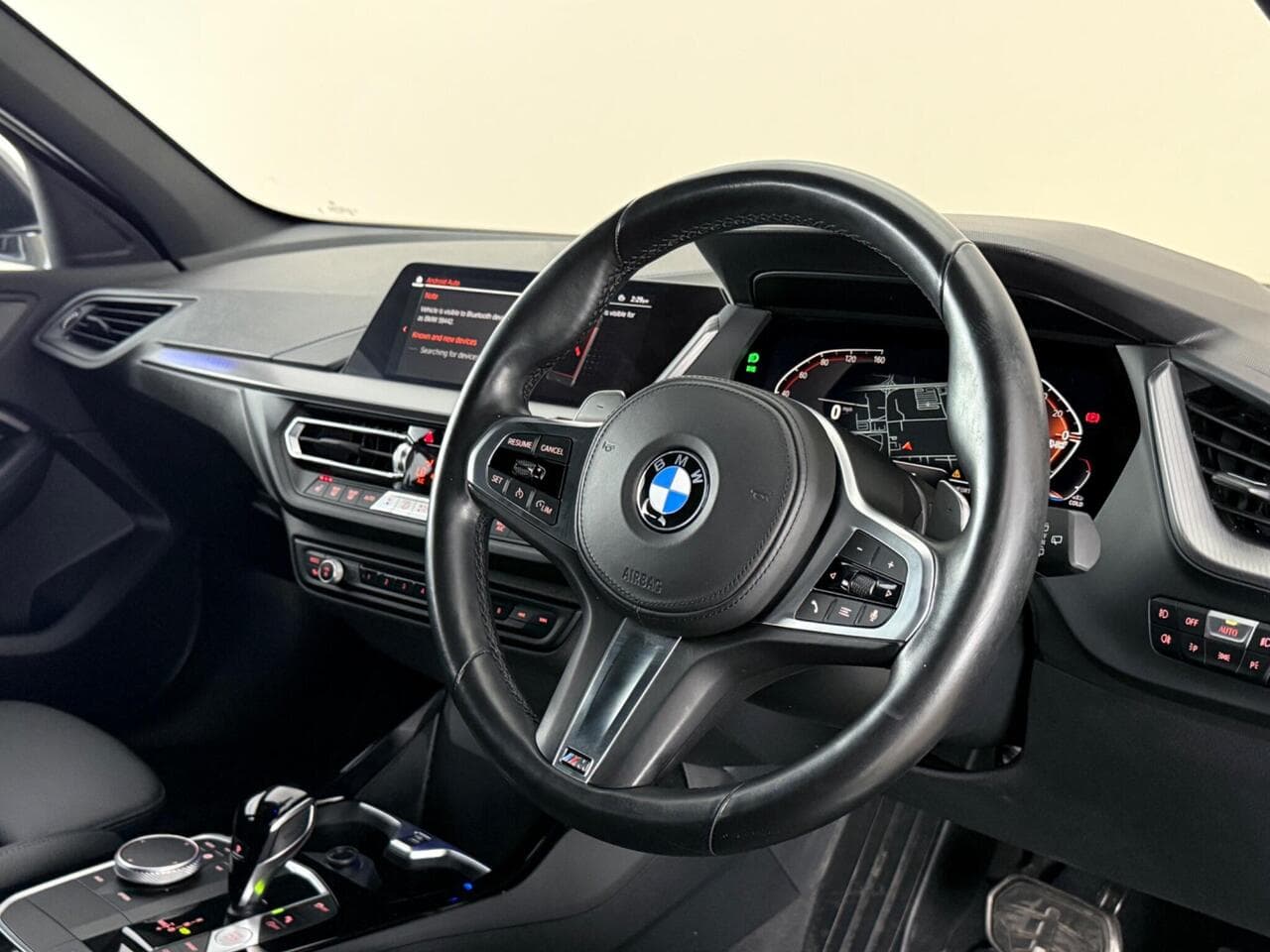 BMW 1 Series thumbnail Steering Wheel