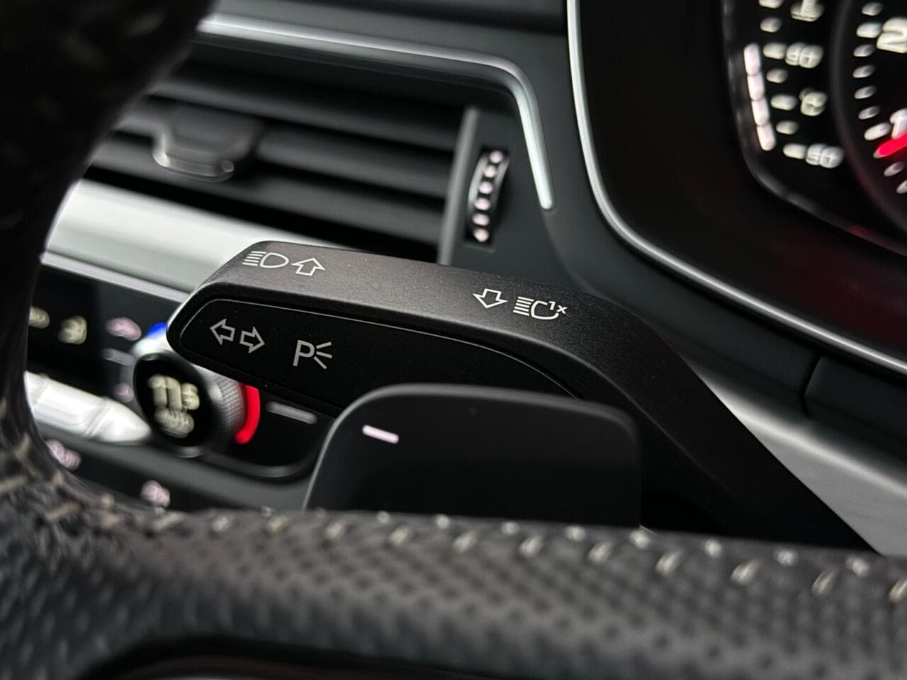 Audi A5 thumbnail Misc Controls