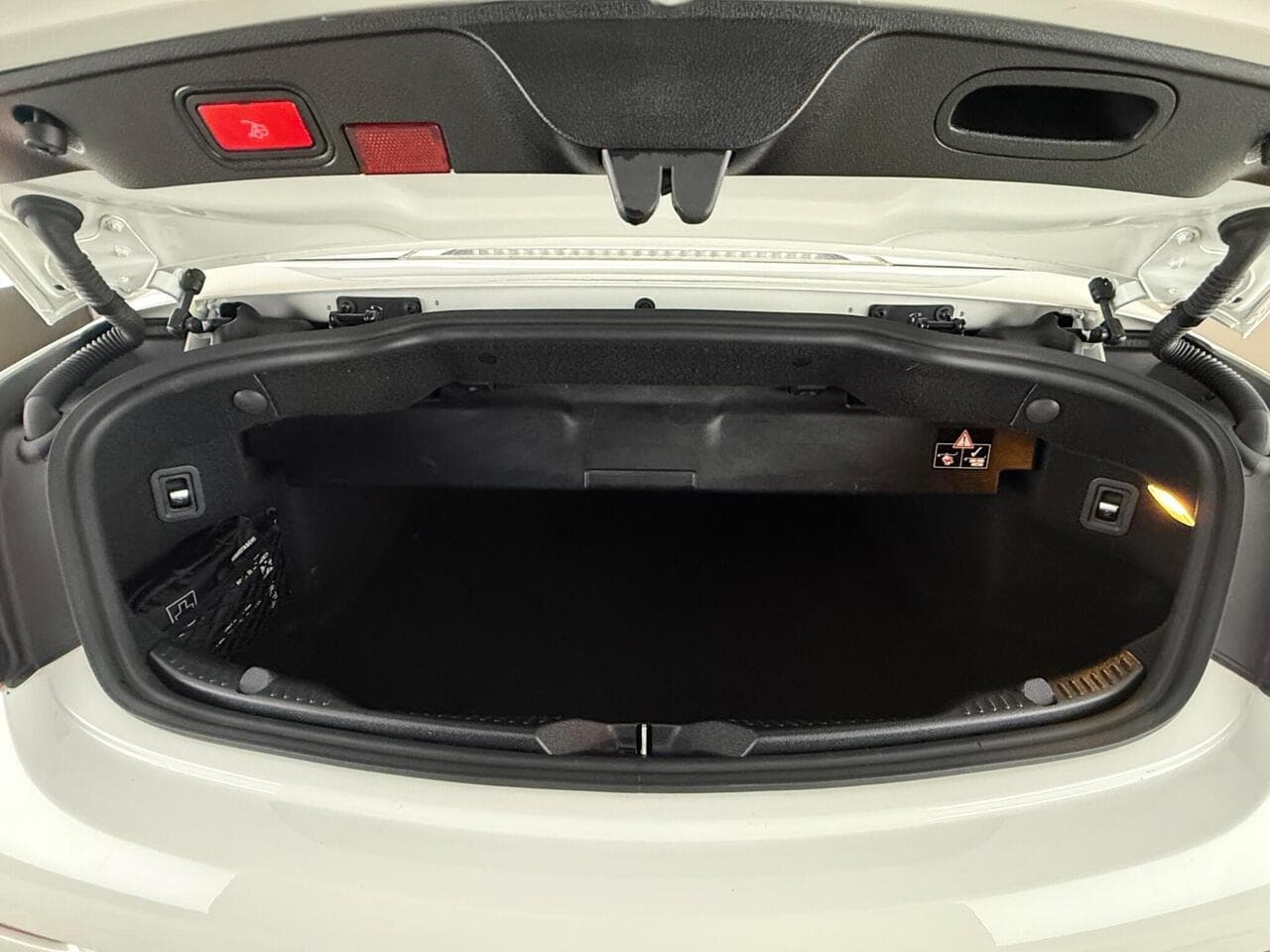 Mercedes-Benz C Class thumbnail Boot