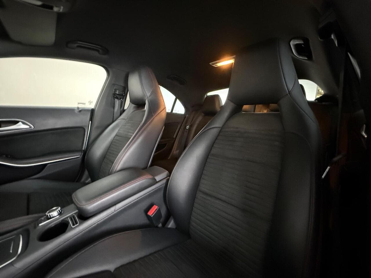Mercedes-Benz CLA thumbnail Seat Front Passenger
