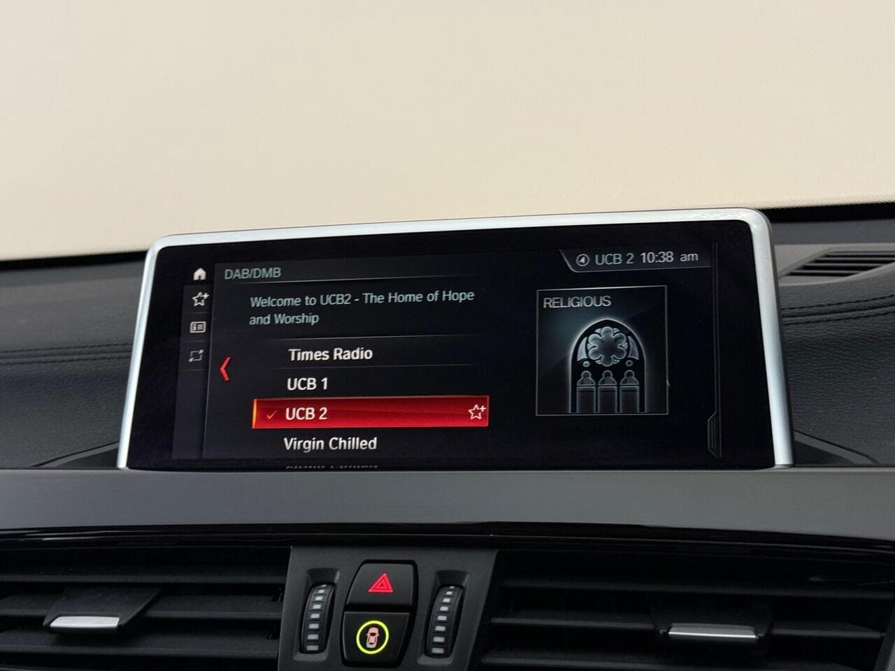 BMW X1 thumbnail Infotainment System