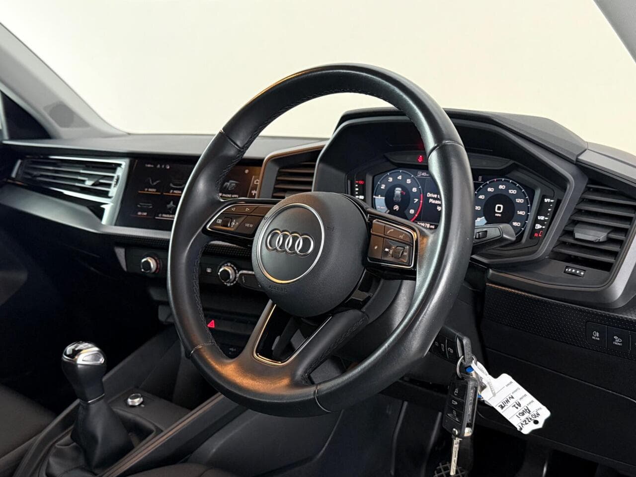Audi A1 thumbnail Steering Wheel