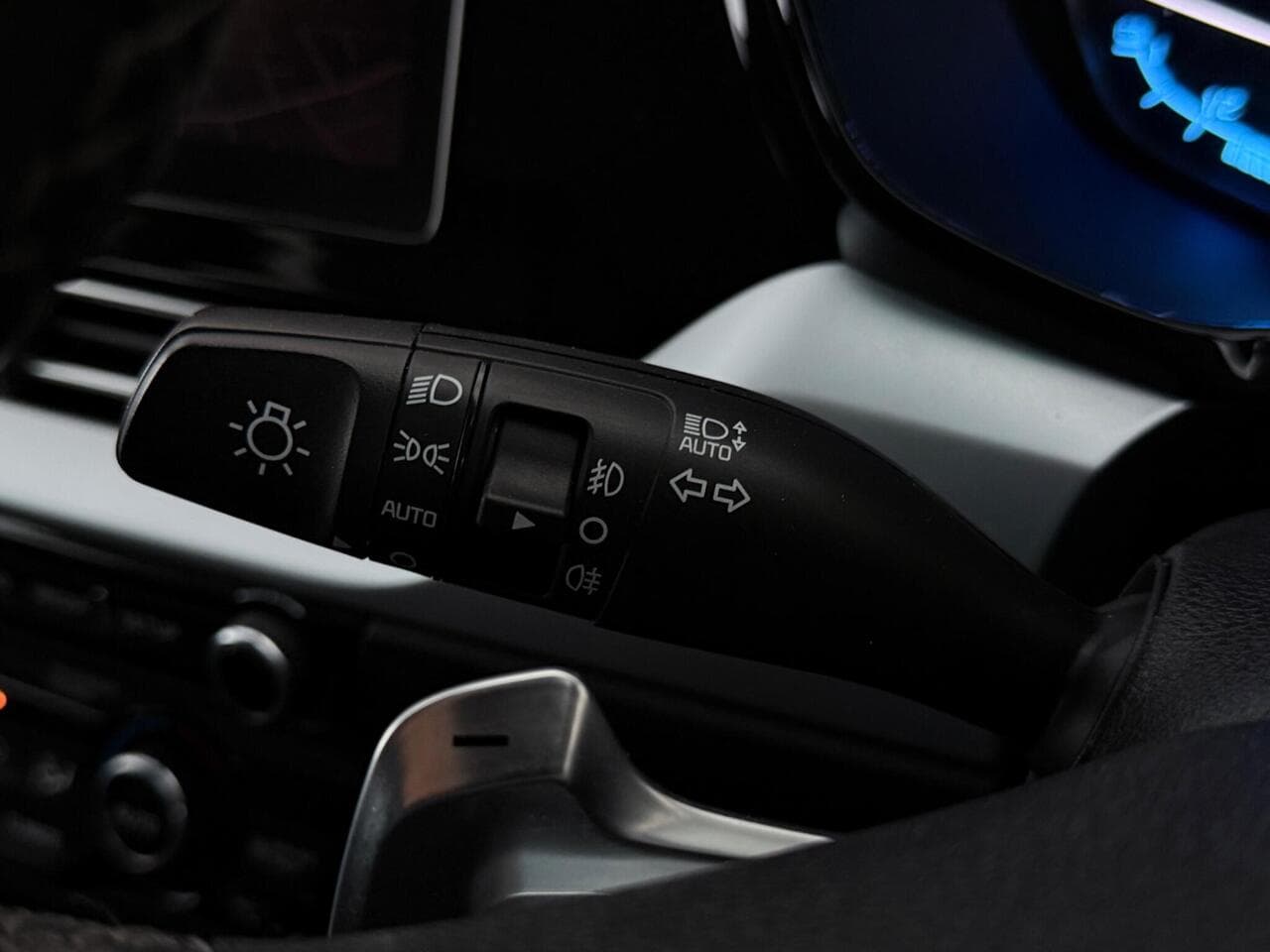 Kia Niro thumbnail Misc Controls