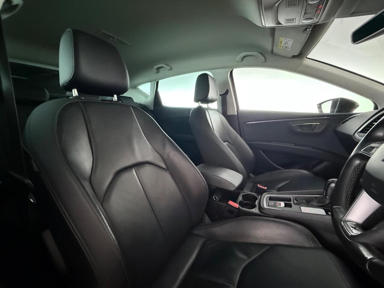 SEAT Leon thumbnail Seat Driver