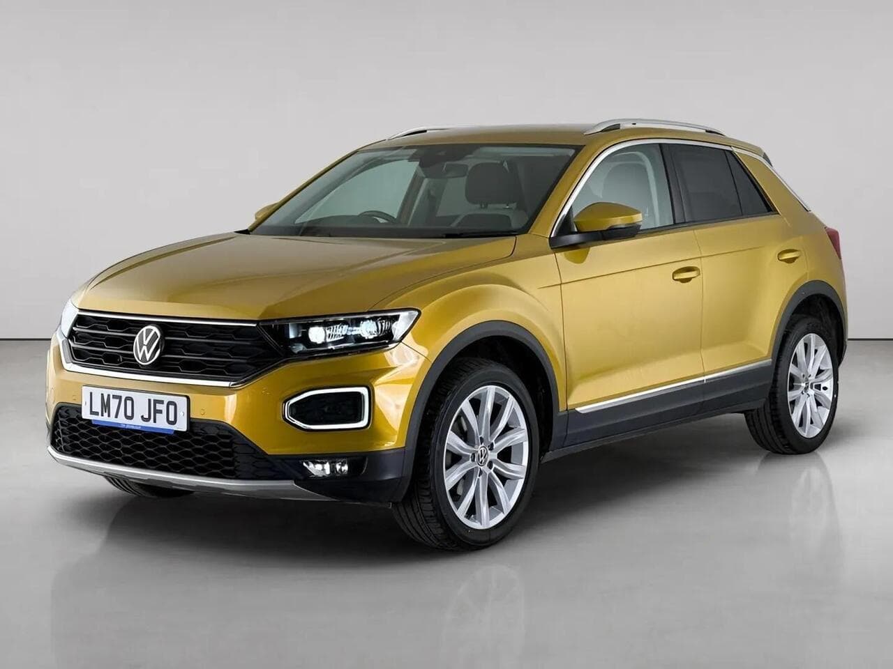 Volkswagen T-Roc thumbnail Front Left