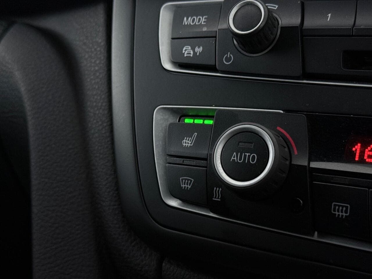 BMW 3 Series thumbnail Misc Controls