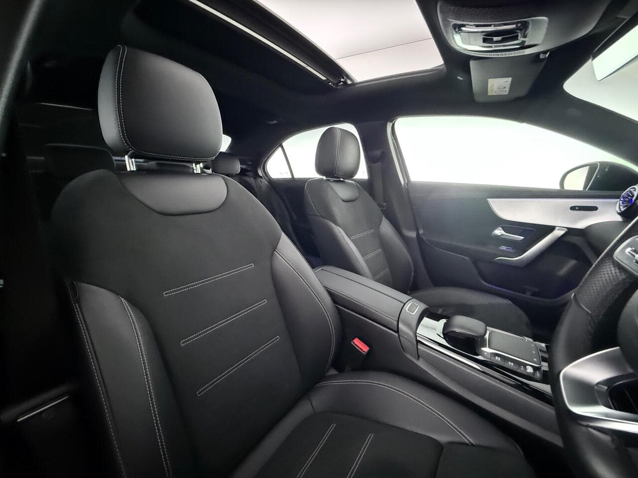Mercedes-Benz A Class thumbnail Seat Driver