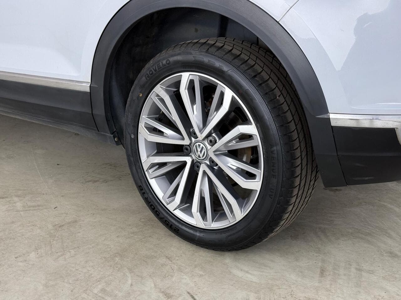 Volkswagen T-Roc thumbnail Wheel