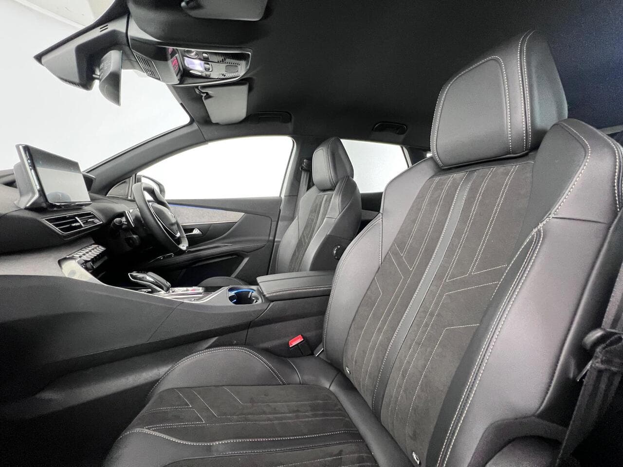 Peugeot 3008 thumbnail Seat Front Passenger