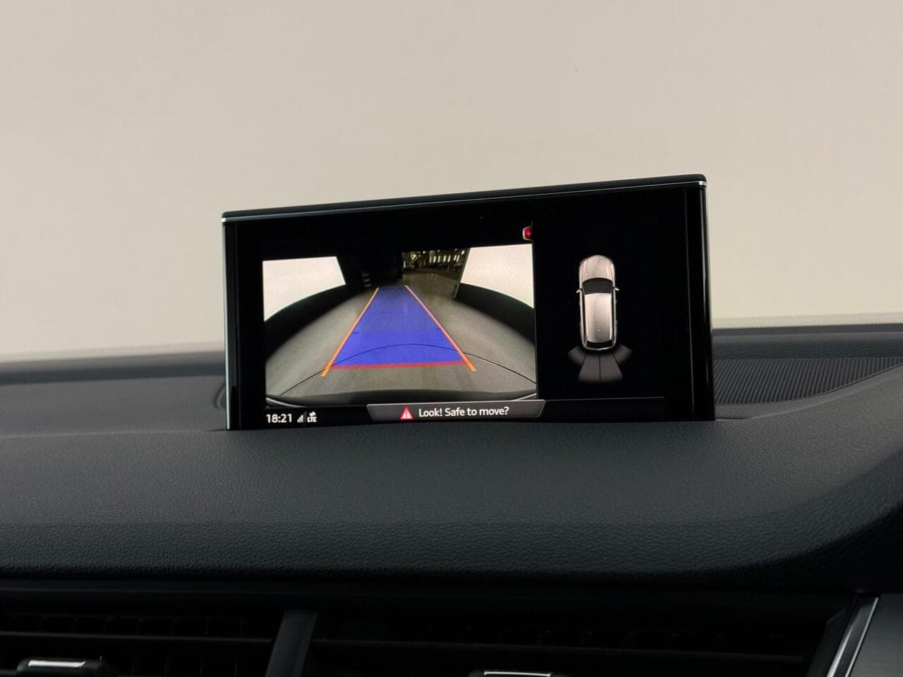 Audi Q7 thumbnail Infotainment System