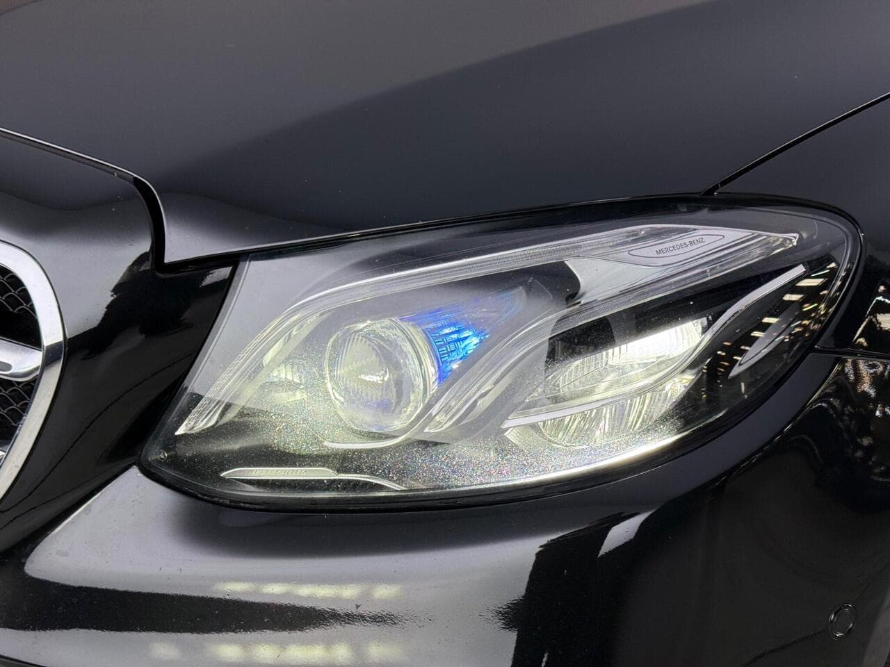 Mercedes-Benz E Class thumbnail Lights Front