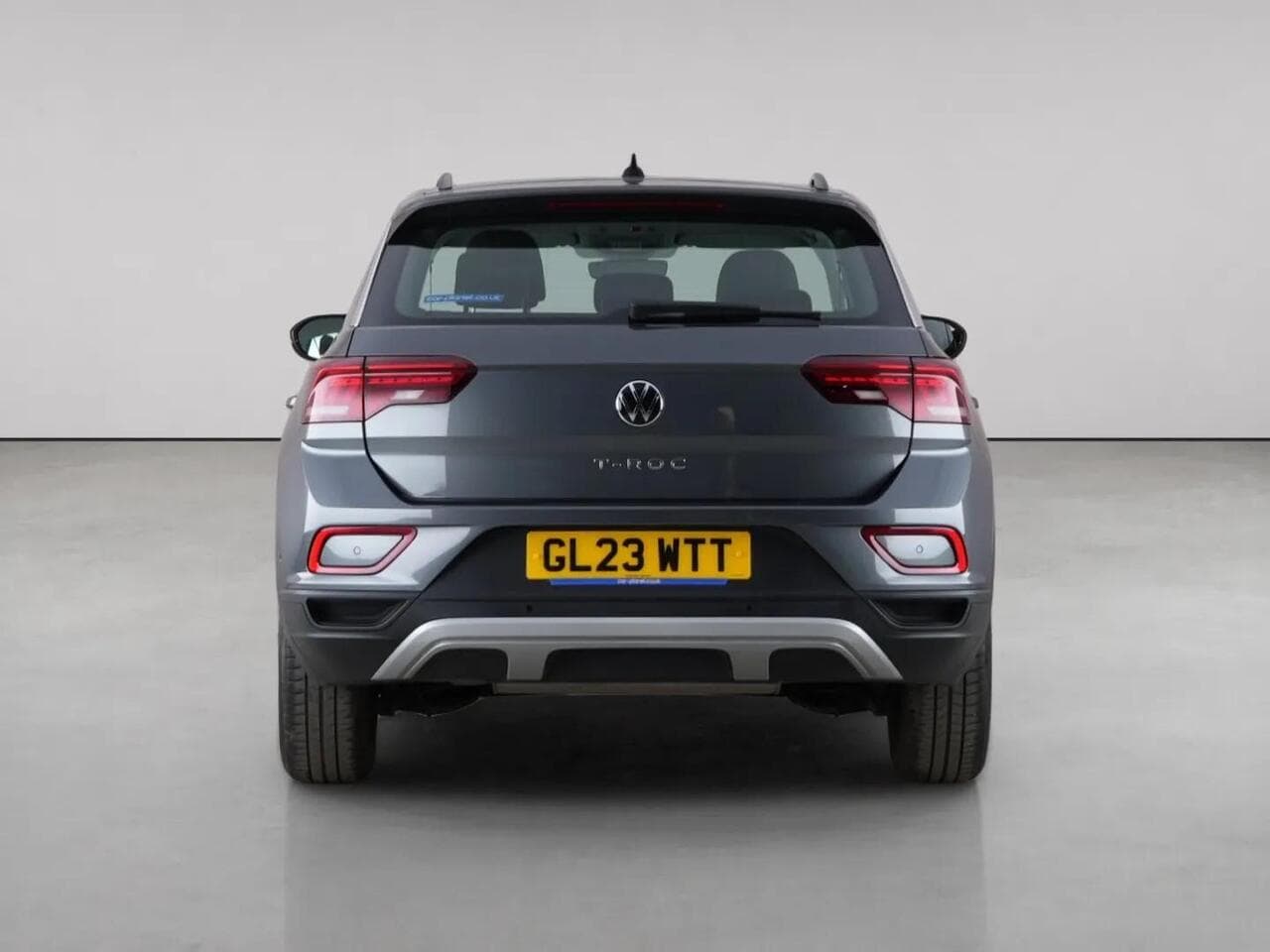 Volkswagen T-Roc thumbnail Rear