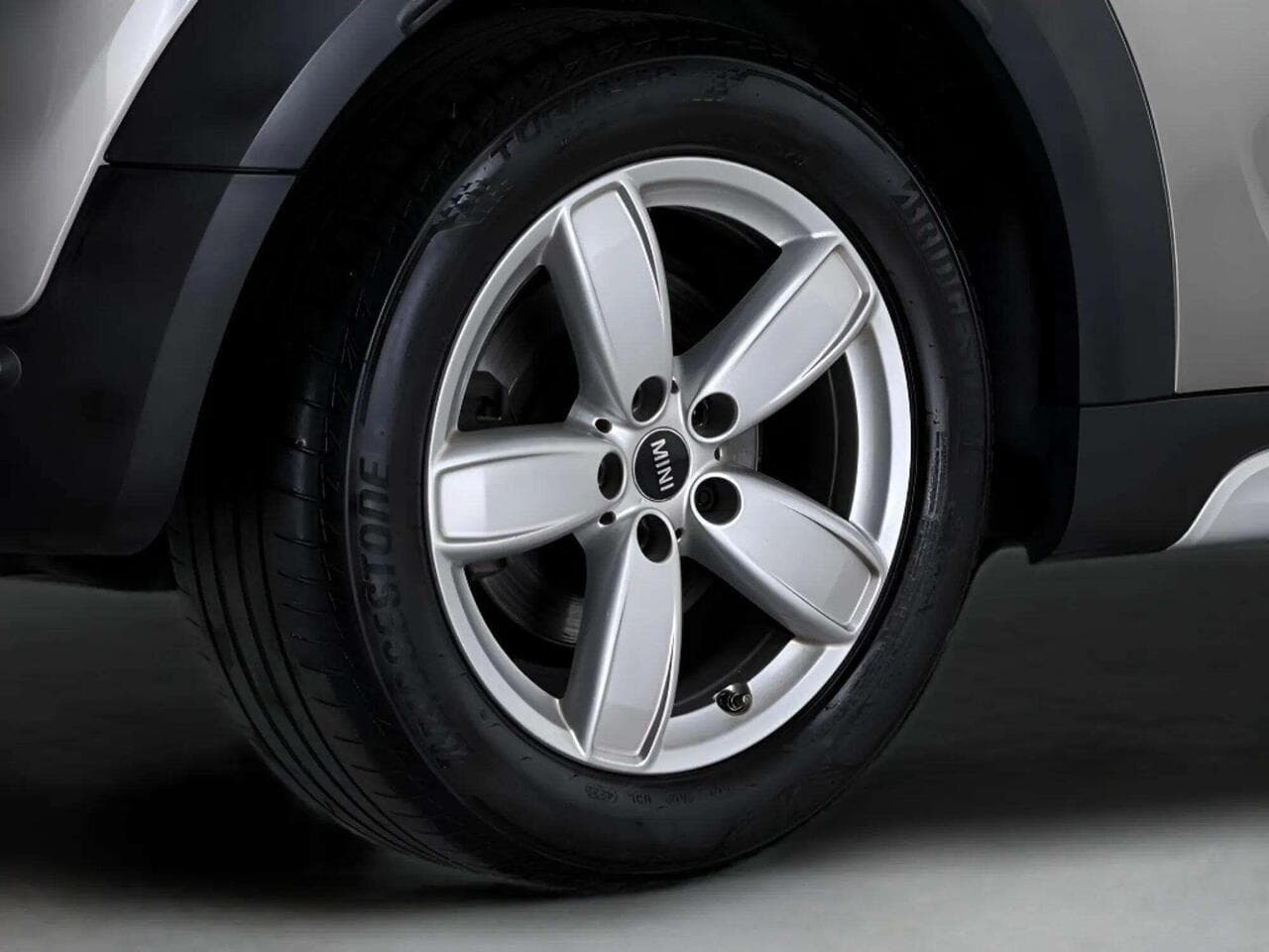 MINI Countryman thumbnail Wheel
