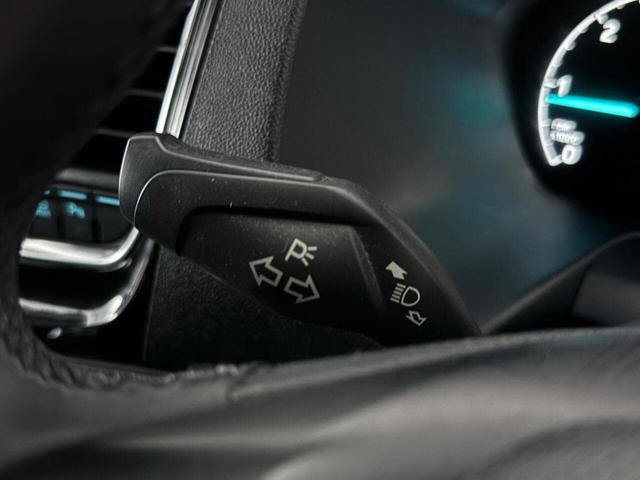 Ford Transit Custom thumbnail Misc Controls