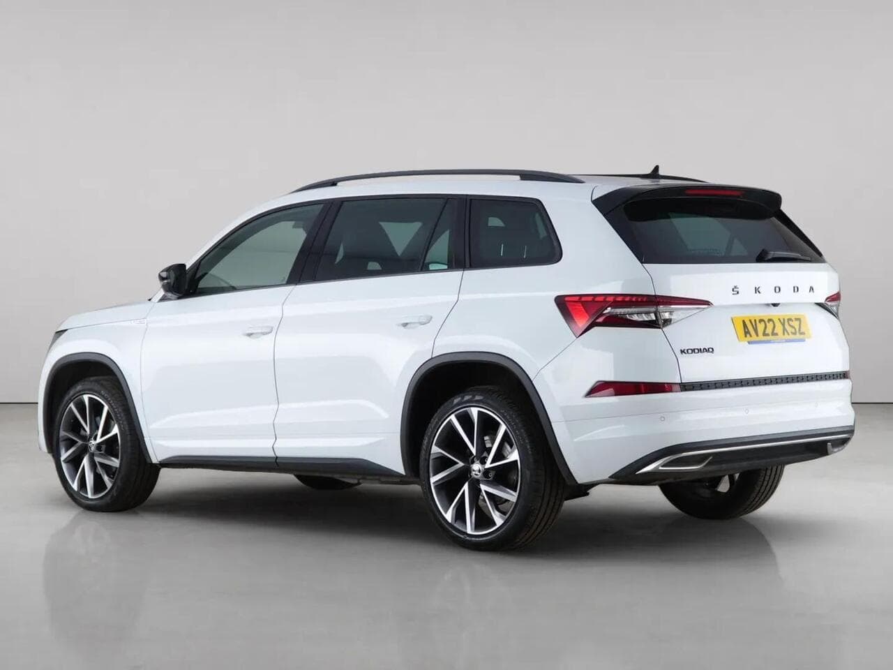 Skoda Kodiaq thumbnail Rear Left
