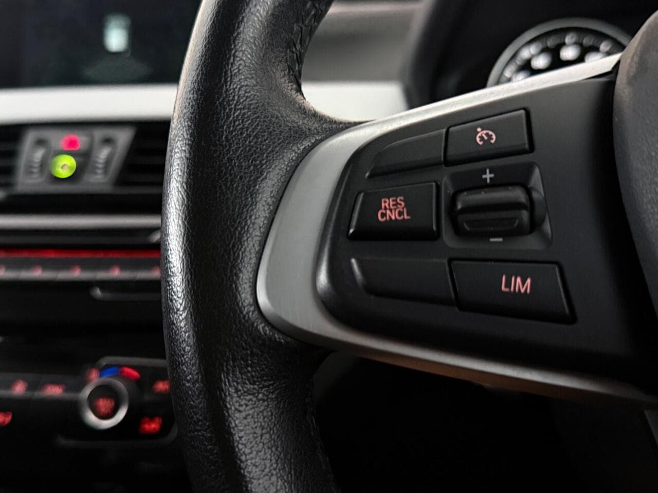 BMW X1 thumbnail Misc Controls