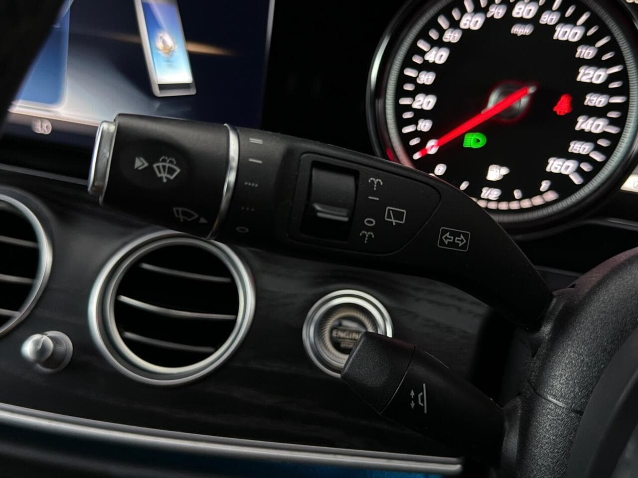Mercedes-Benz E Class thumbnail Misc Controls