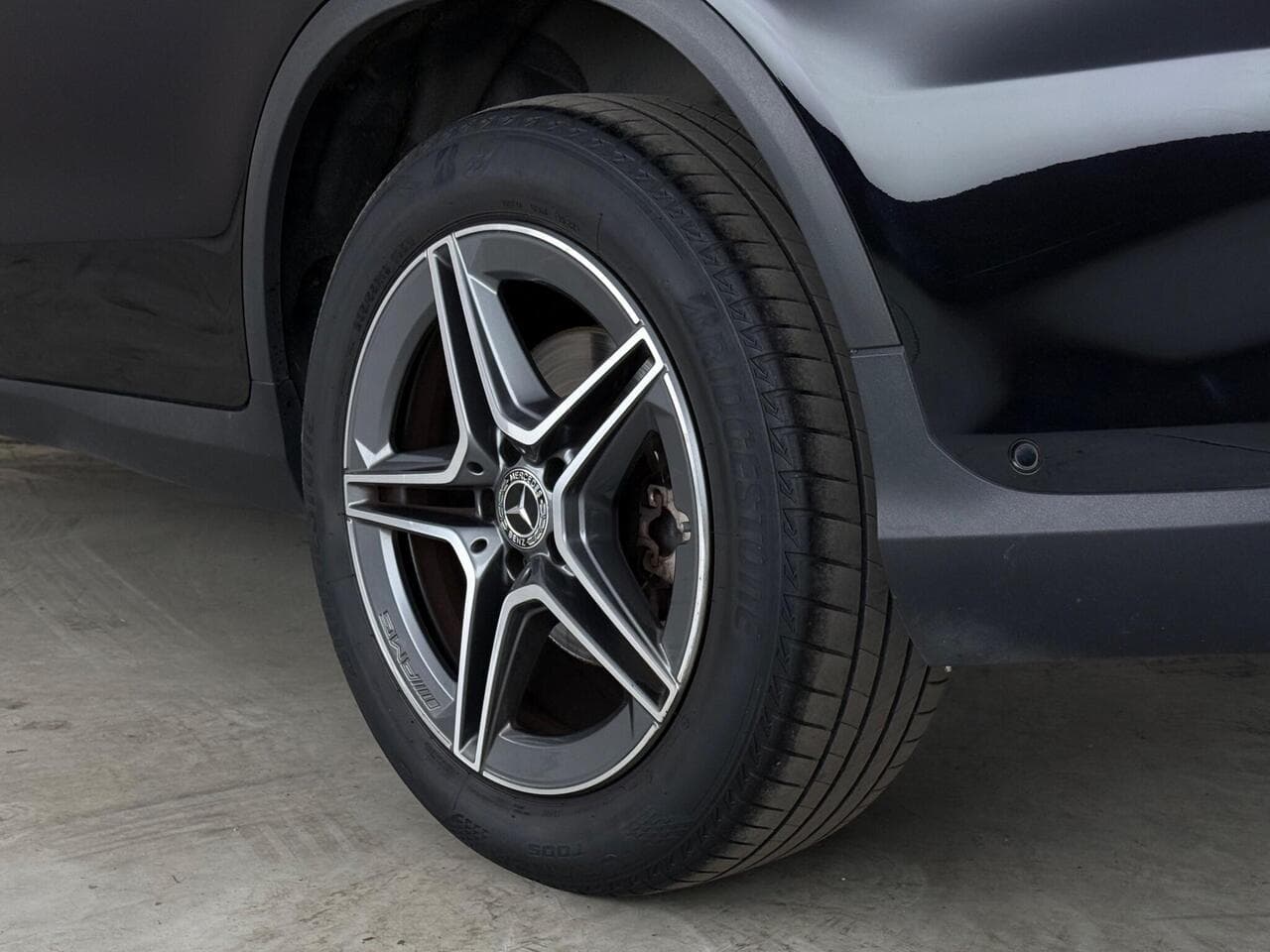 Mercedes-Benz GLC thumbnail Wheel