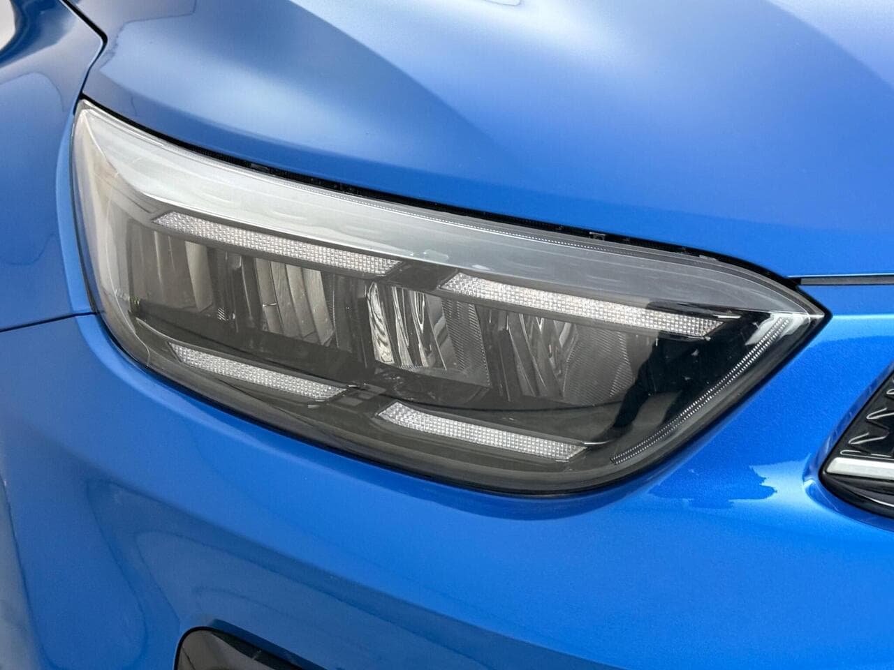 Kia Stonic thumbnail Lights Front