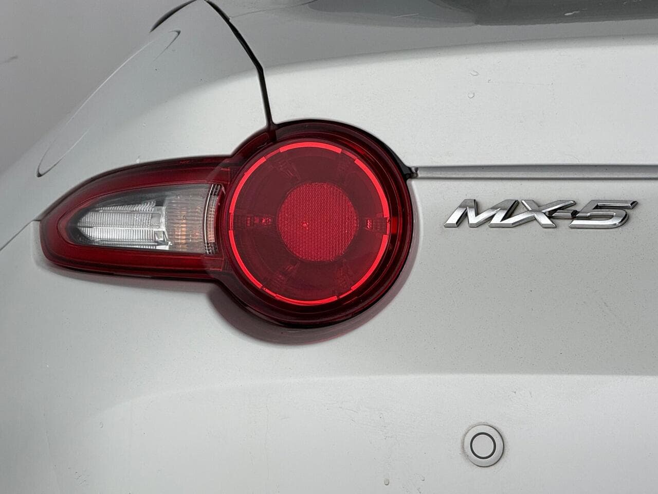 Mazda MX-5 RF thumbnail Fuel Or Charging Port