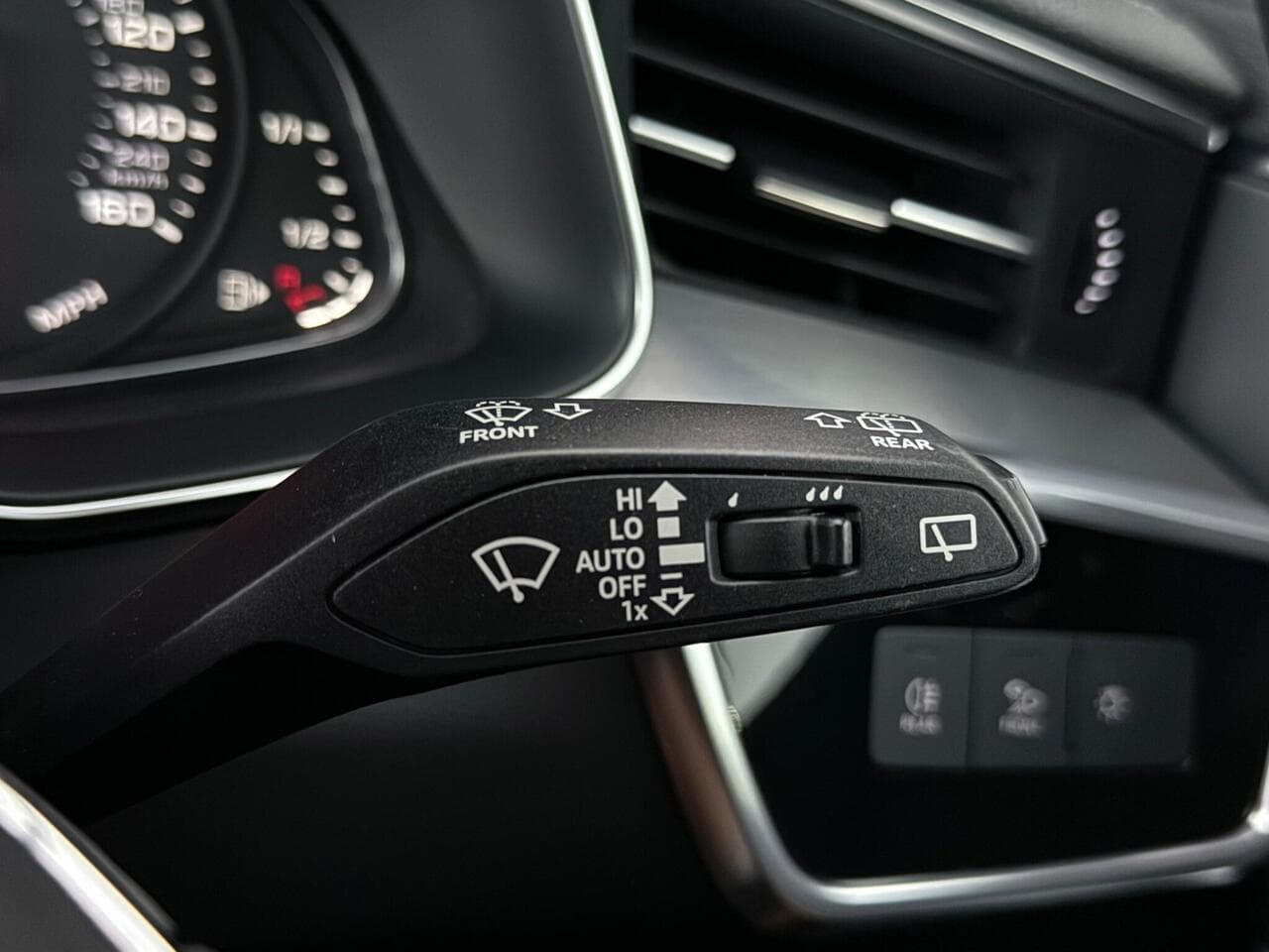 Audi A6 Avant thumbnail Misc Controls