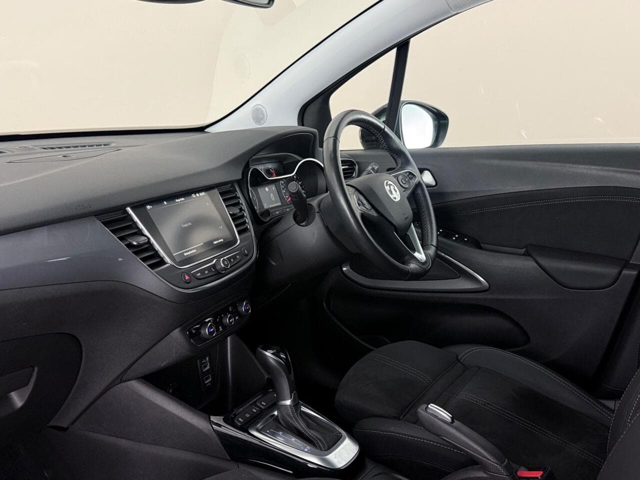 Vauxhall Crossland thumbnail Interior Front