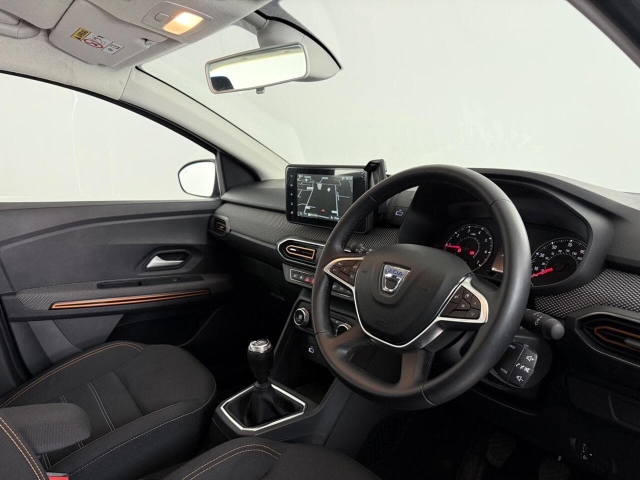 Dacia Sandero Stepway thumbnail Interior Front