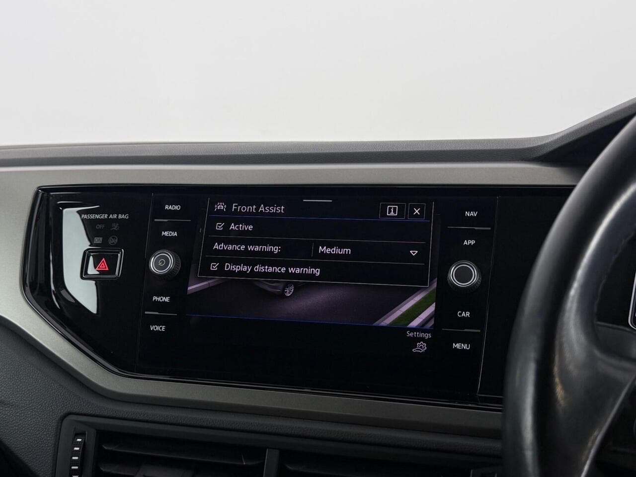 Volkswagen Polo thumbnail Infotainment System