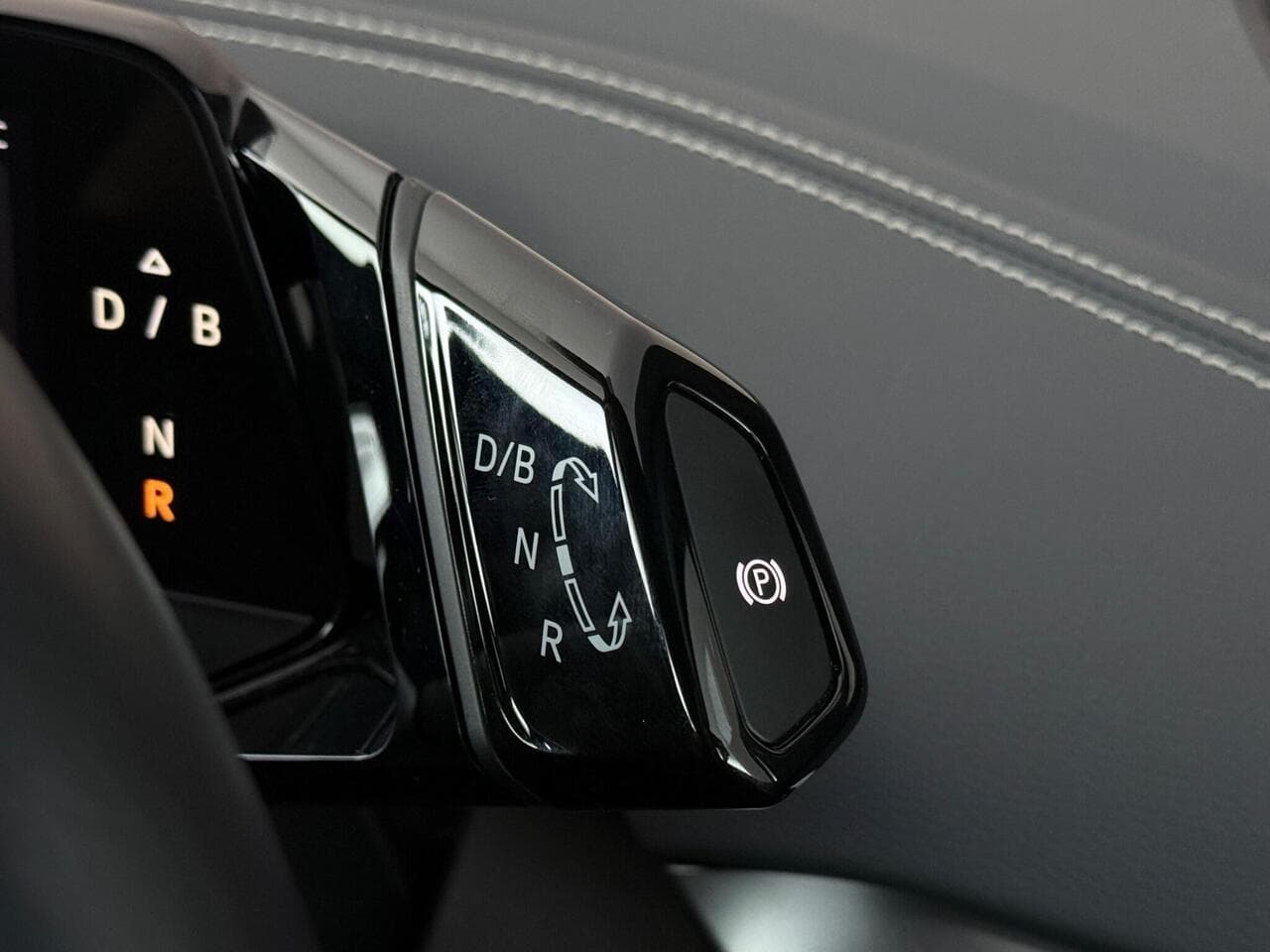 Volkswagen ID.4 thumbnail Misc Controls