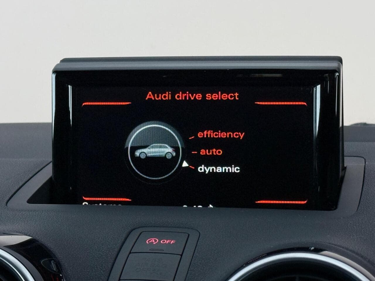 Audi S1 thumbnail Infotainment System