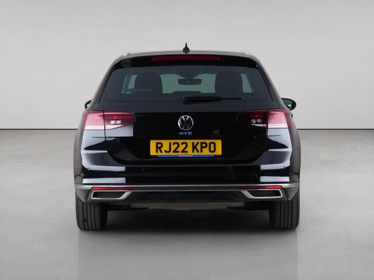Volkswagen Passat thumbnail Rear