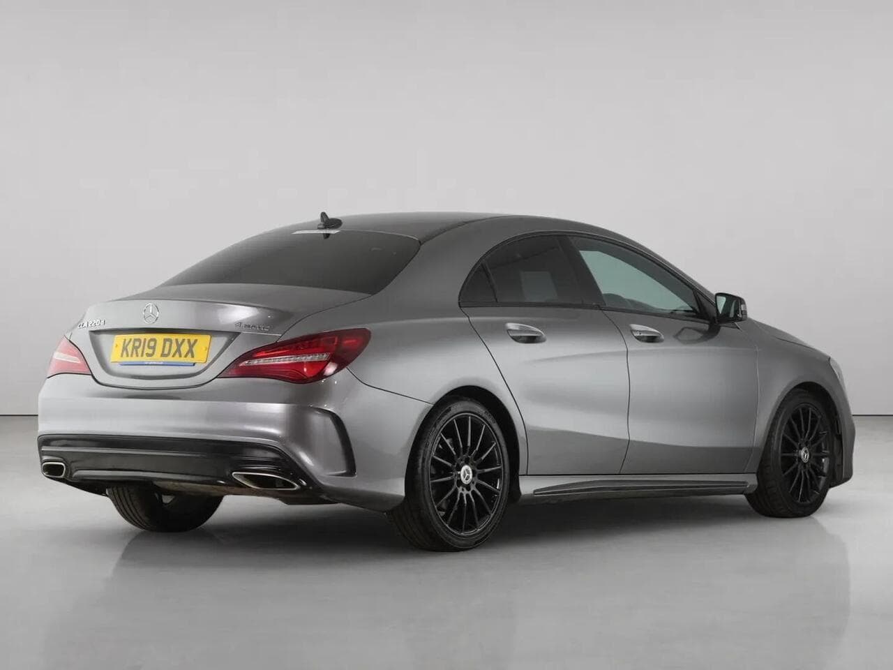 Mercedes-Benz CLA thumbnail Rear Right
