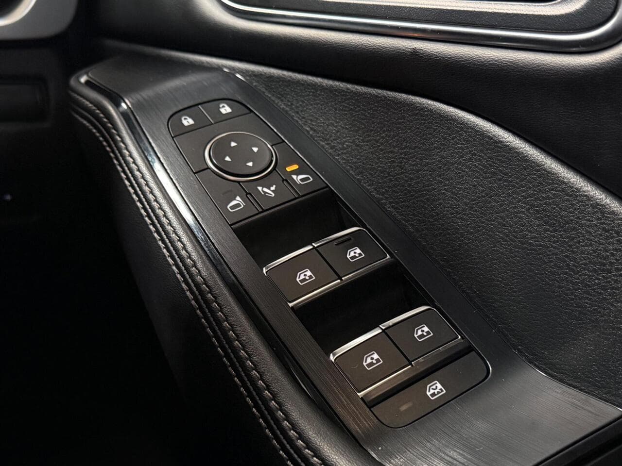 Nissan X-Trail thumbnail Misc Controls