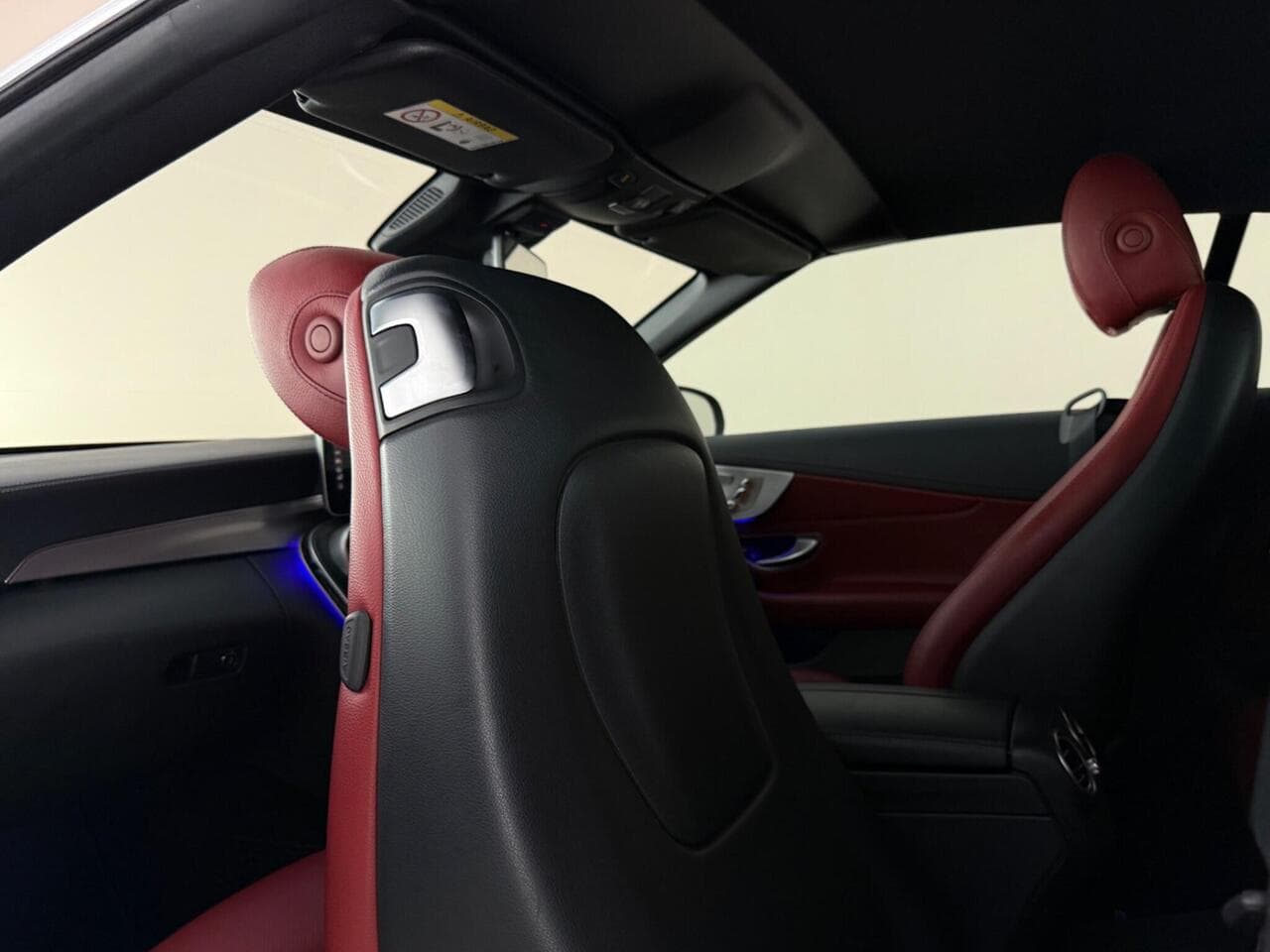 Mercedes-Benz C Class thumbnail Seat Front Passenger