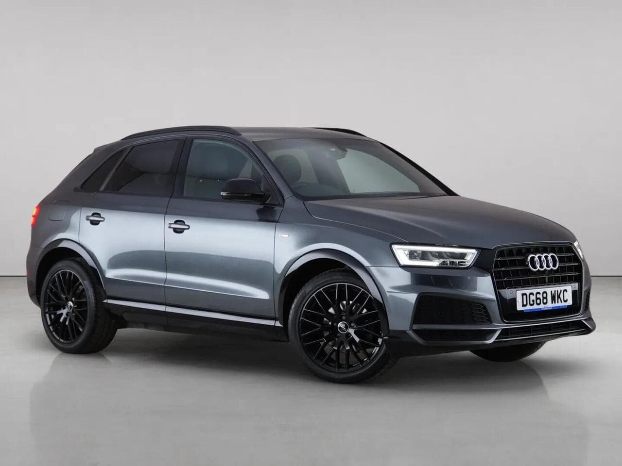 Audi Q3 - Audi Q3 1.4 TFSI CoD Black Edition S Tronic Euro 6 (s/s) 5dr