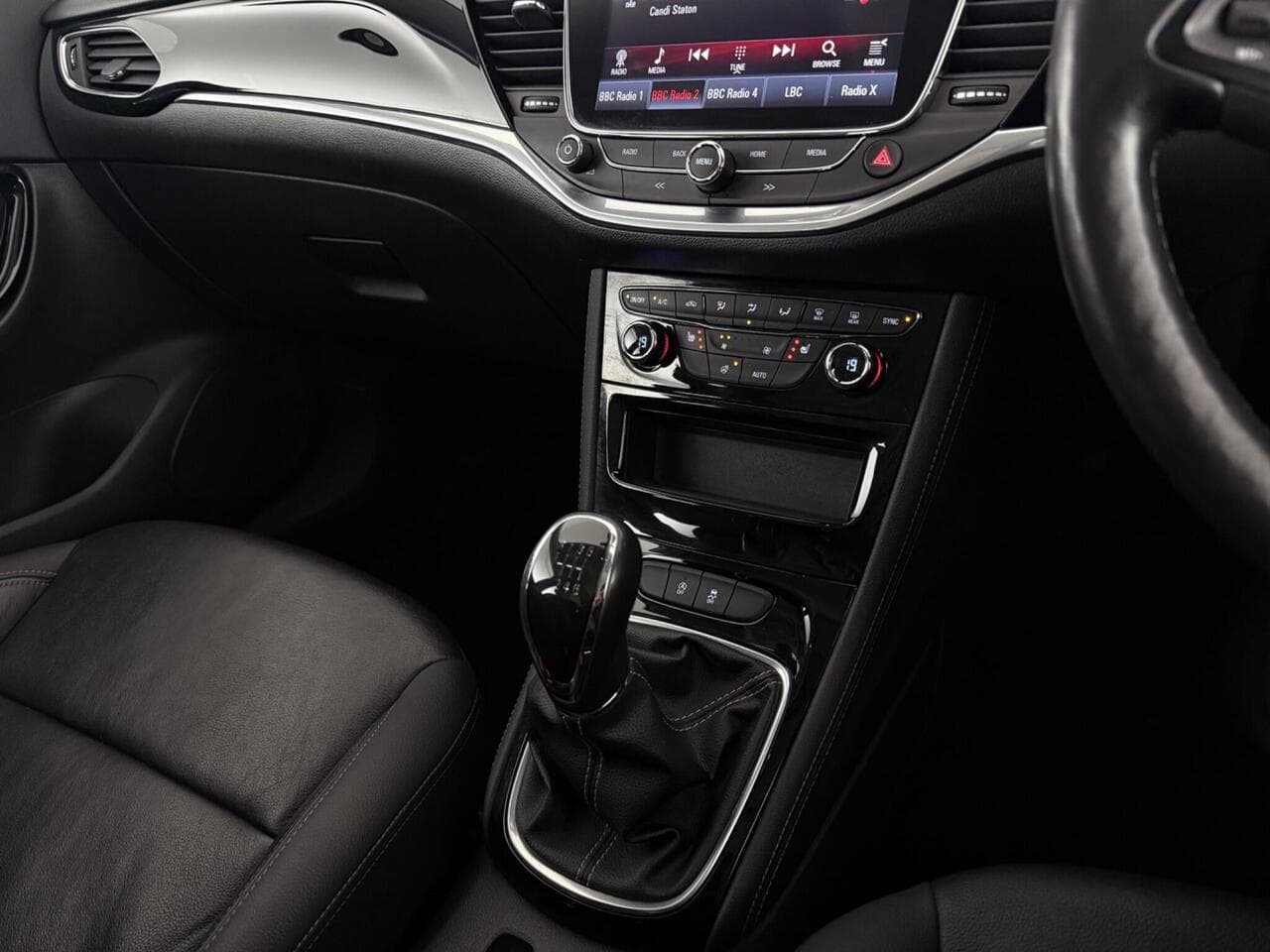 Vauxhall Astra thumbnail Interior Front