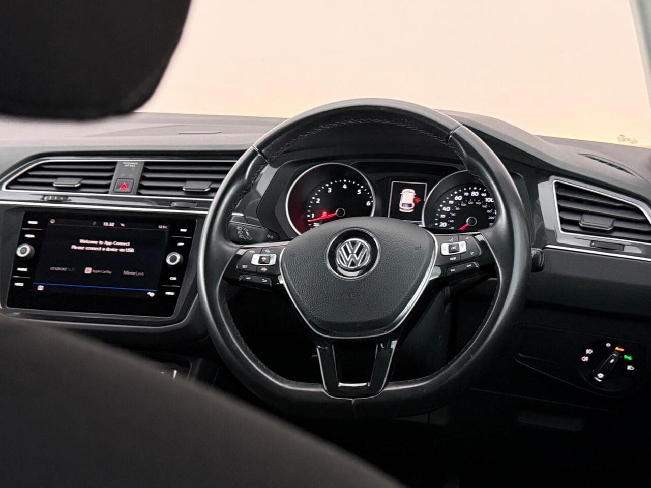 Volkswagen Tiguan thumbnail Inconclusive