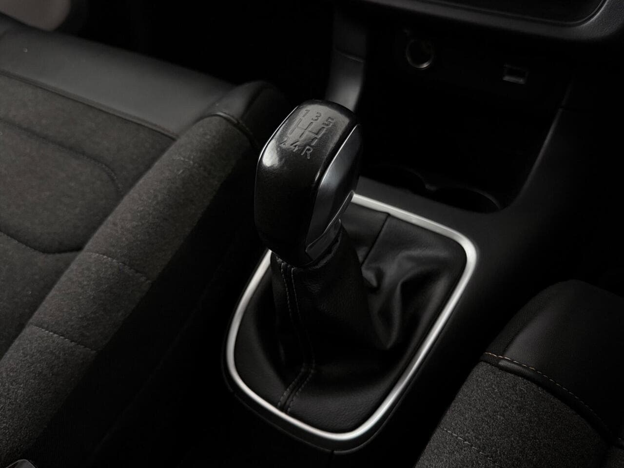 Citroen C3 thumbnail Interior Front