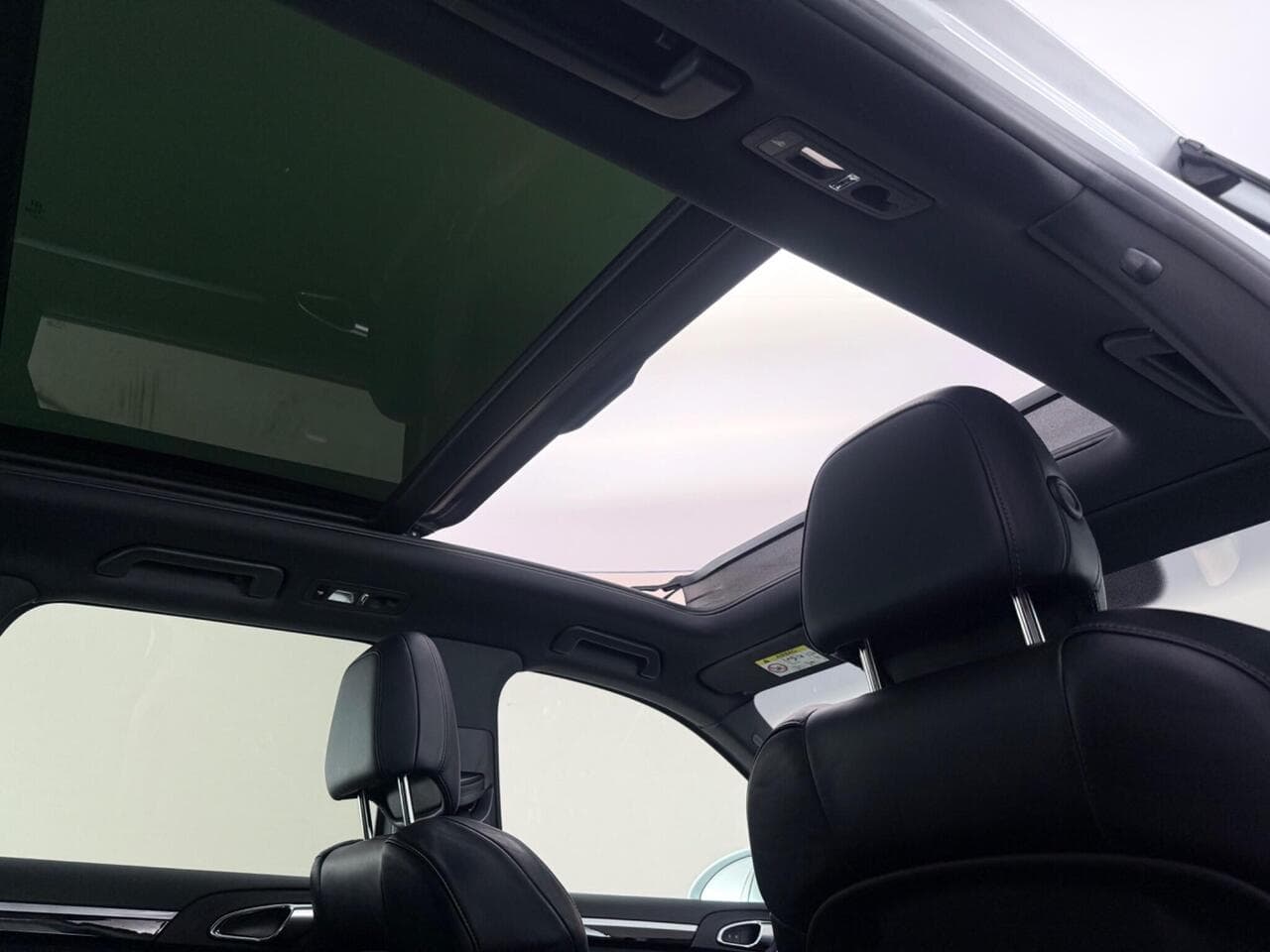 Porsche Cayenne thumbnail Inconclusive
