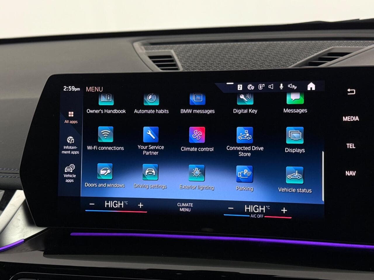 BMW X1 thumbnail Infotainment System