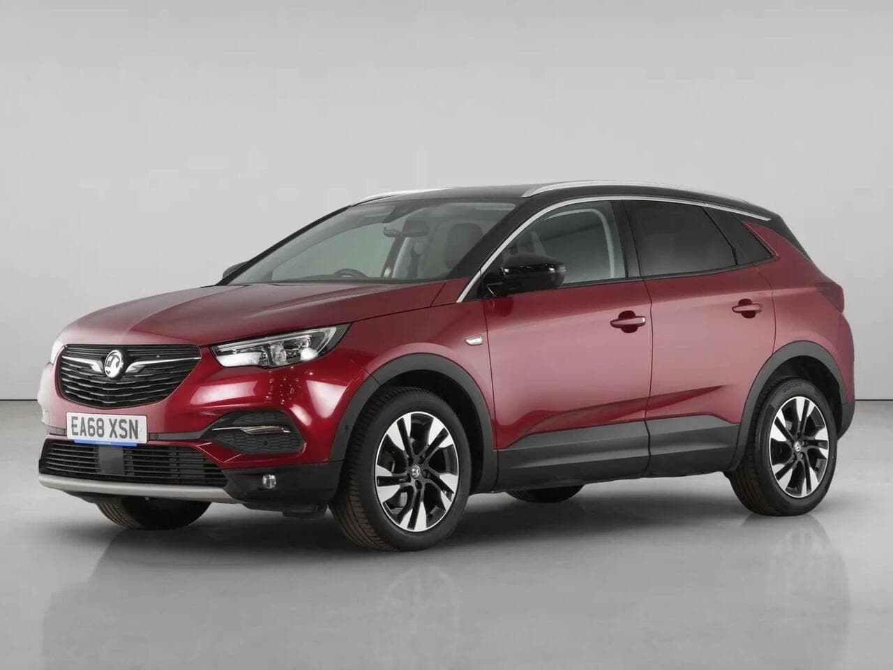 Vauxhall Grandland X thumbnail Front Left