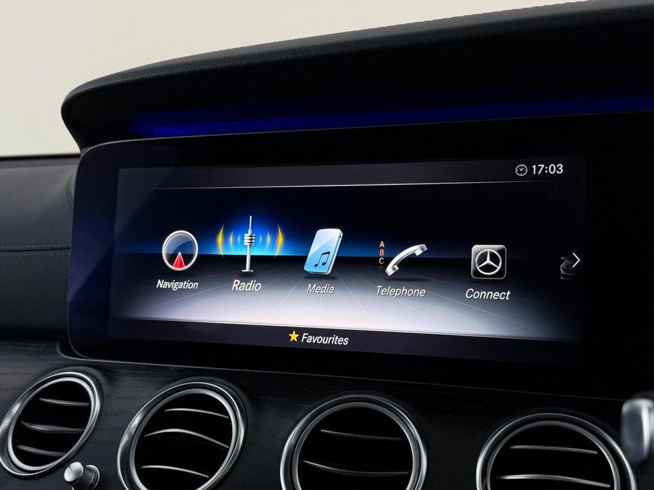 Mercedes-Benz E Class thumbnail Infotainment System