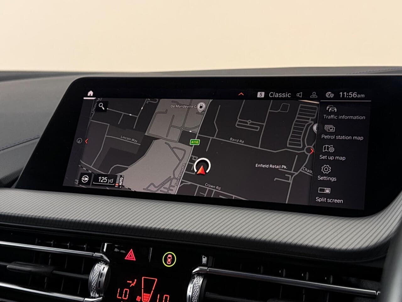 BMW 1 Series thumbnail Infotainment System