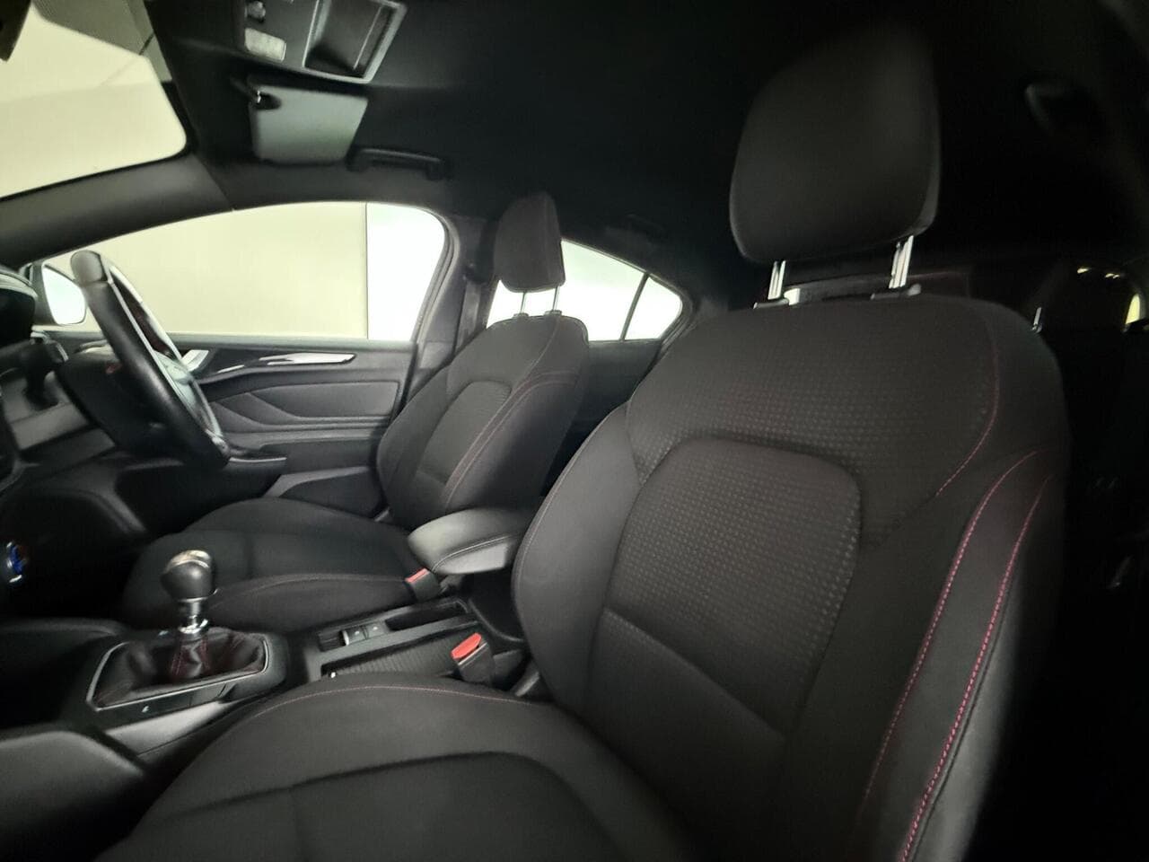 Ford Focus thumbnail Seat Front Passenger