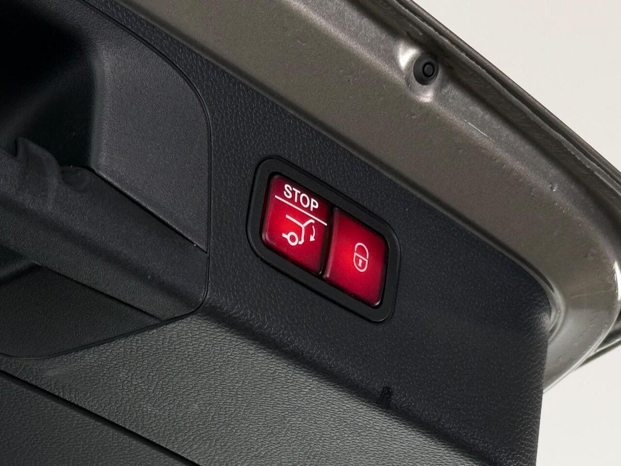 Mercedes-Benz GLC thumbnail Inconclusive