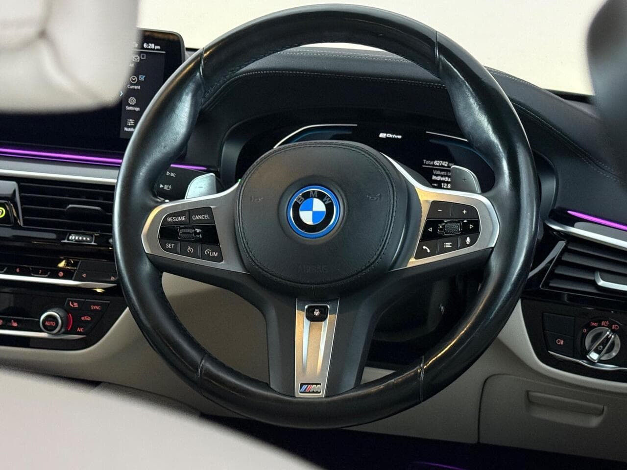 BMW 5 Series thumbnail Steering Wheel