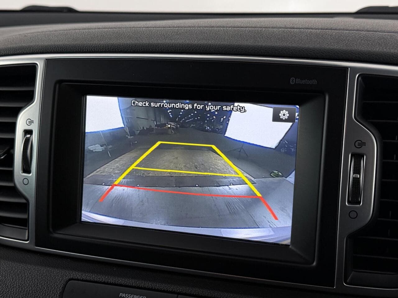 Kia Sportage thumbnail Infotainment System