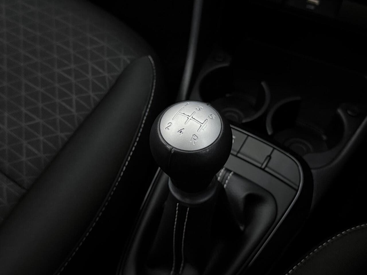 Kia Picanto thumbnail Interior Front