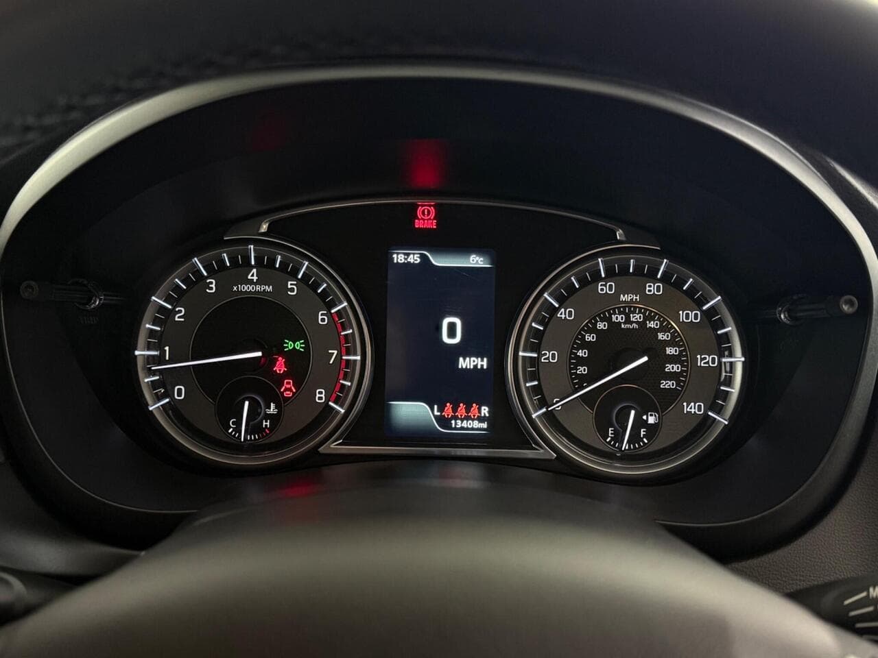 Suzuki S-Cross thumbnail Driver Instruments